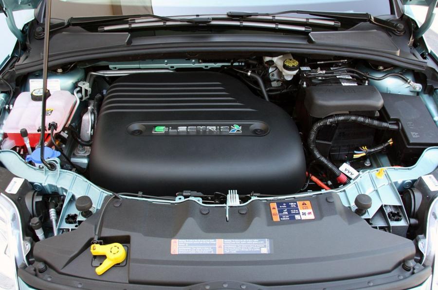 Ford Focus Electric 2011 года  (фото 120 из 131)